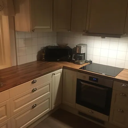 Semesterbostad Lyngen Brygge *