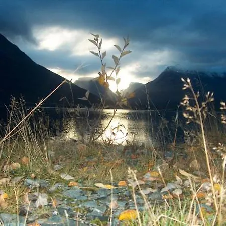 Lyngen Brygge Aroybukta