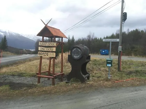 Lyngen Brygge *