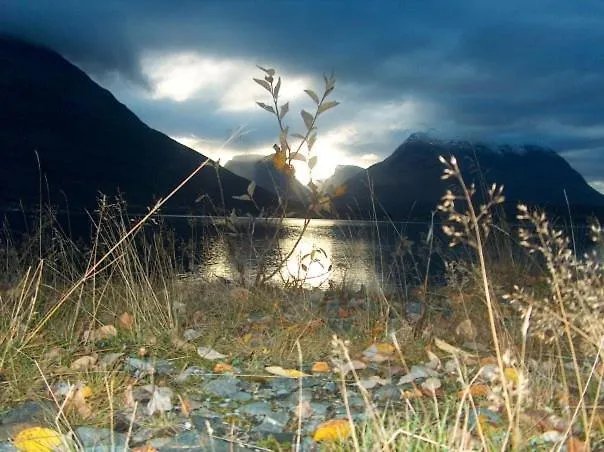Lyngen Brygge Aroybukta
